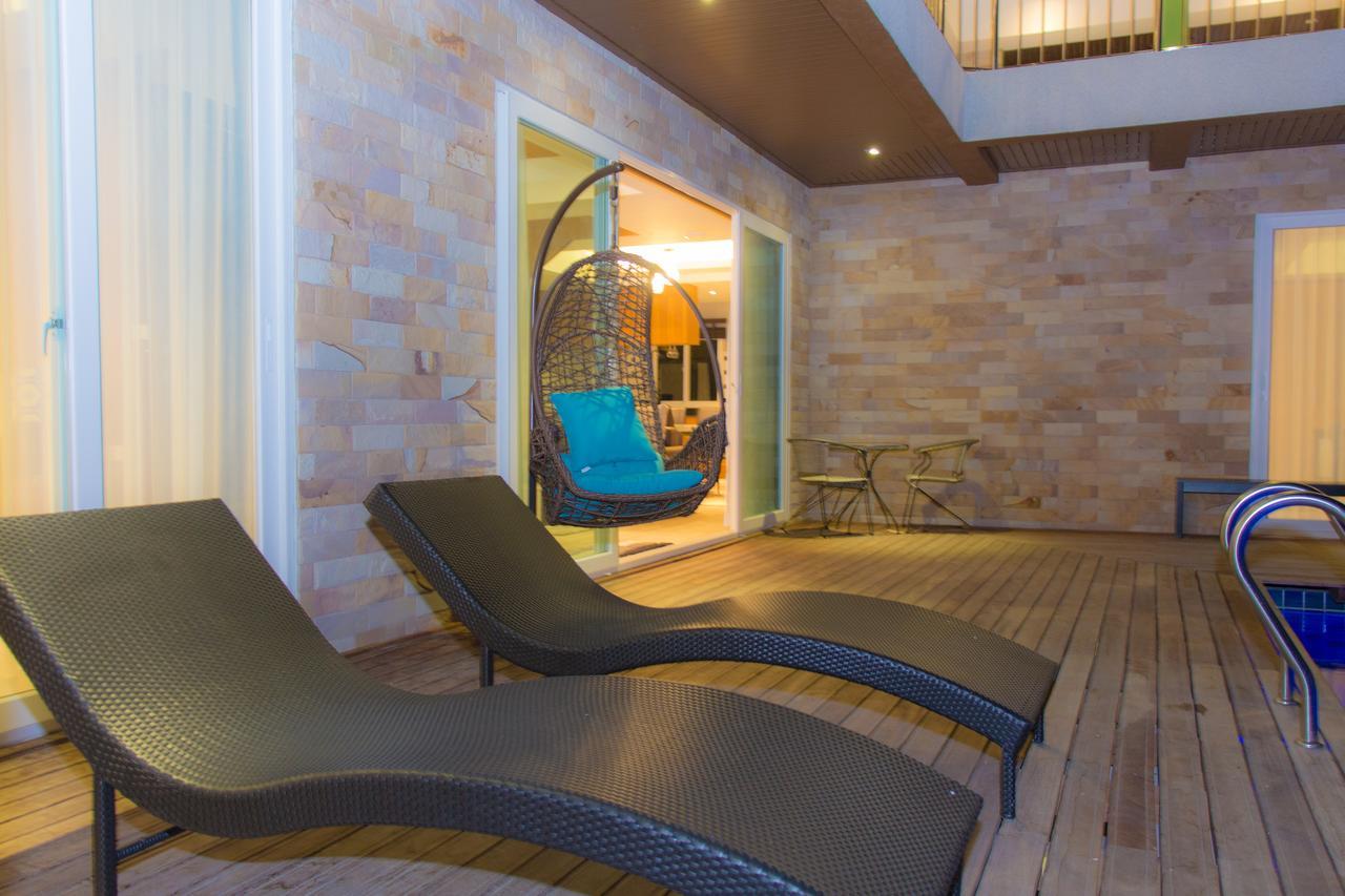 Kanita Pool Villa Karon Exteriör bild